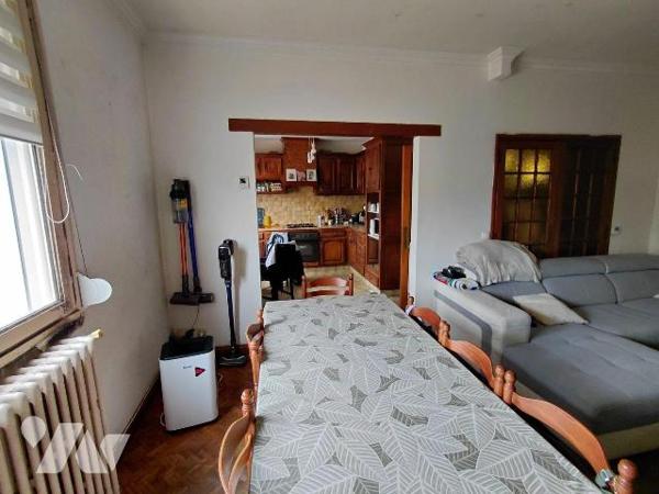 Maison 4 pièces à vendre - Pontivy (56300) - Morbihan

À proximité du centre-ville de Pontivy...