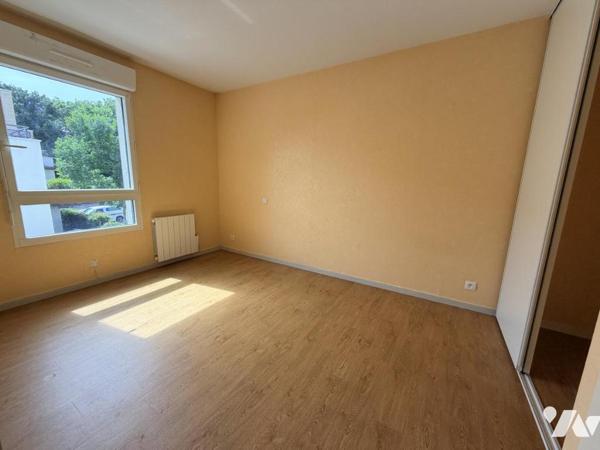 Appartement situé au 1er étage Porte B109