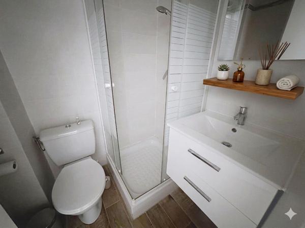 Appartement Marseille 1 pièce(s) 28 m2