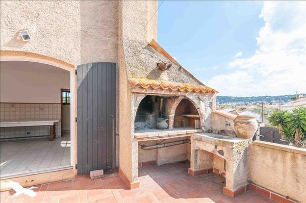 Maison à vendre |  Sète |  5 pièces | 217 m²