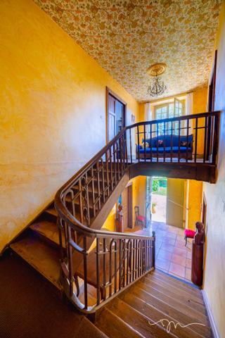 Vic-en-Bigorre (65500) Superbe Bigourdane de 348m2 sur 2 niveaux, avec jardin, piscine et dépendances