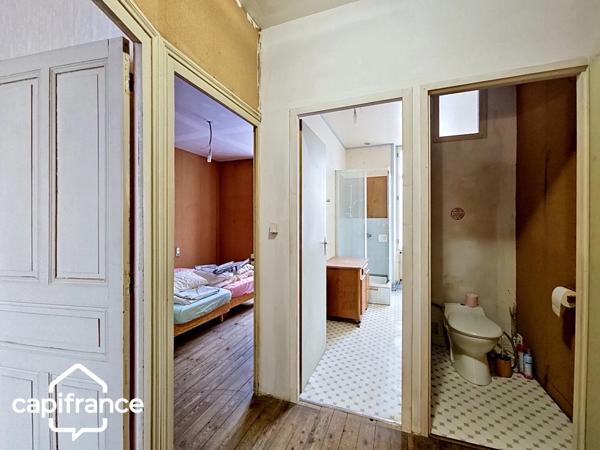 Thouars (79) – Idéal investissement locatif ou premier achat : maison de ville 65m²  avec jardin et stationnement privé