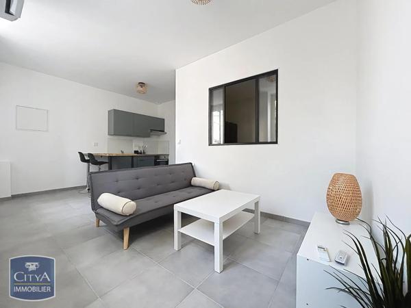 Appartement à louer 2 pièces 31.02m² Nîmes (30000)