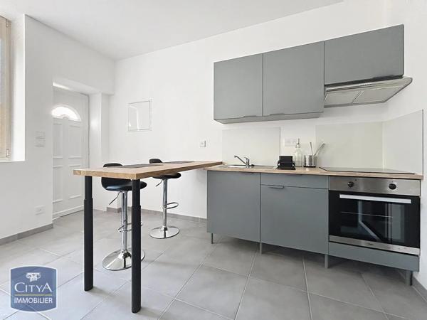 Appartement à louer 2 pièces 31.02m² Nîmes (30000)