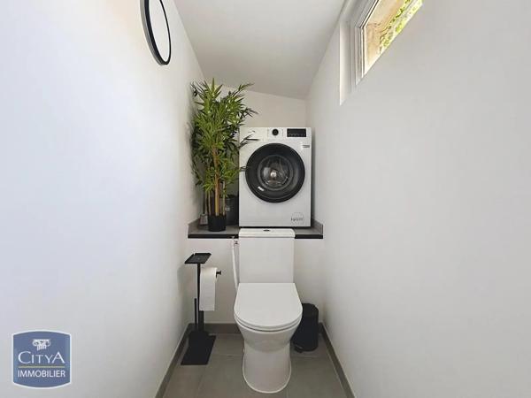 Appartement à louer 2 pièces 31.02m² Nîmes (30000)