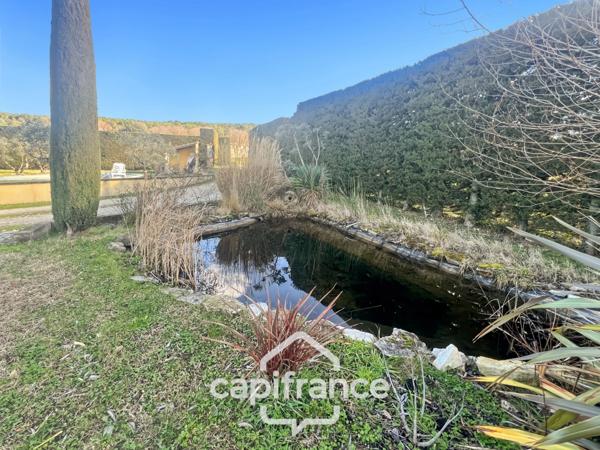LES TAILLADES, maison individuelle de plain pied de 210 m2, en campagne, 4 chambres, sur un terrain de 2900 m2 environ, piscinene