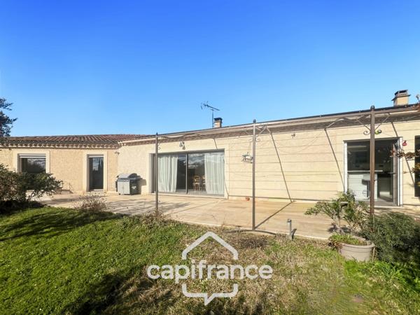 LES TAILLADES, maison individuelle de plain pied de 210 m2, en campagne, 4 chambres, sur un terrain de 2900 m2 environ, piscinene
