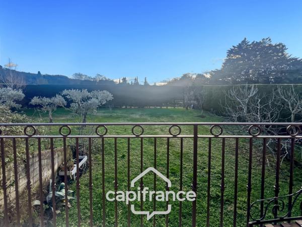 LES TAILLADES, maison individuelle de plain pied de 210 m2, en campagne, 4 chambres, sur un terrain de 2900 m2 environ, piscinene