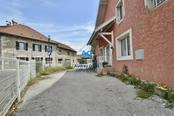 VALSERHONE (01200) – MAISON INDIVIDUELLE 100 m² – TERRAIN 187 m² – 3 CHAMBRES – CAVE 48 m²