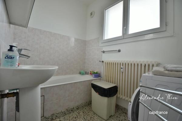 Appartement à vendre 4 pièces AMBERIEU EN BUGEY (01)