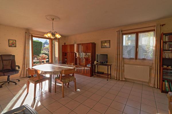 Maison de ville 3 chambres avec jardin et garage