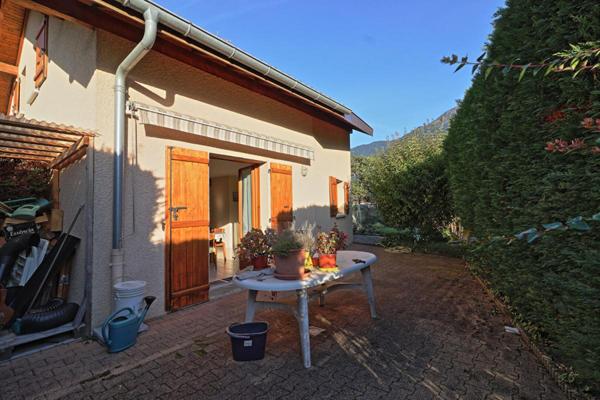 Maison de ville 3 chambres avec jardin et garage