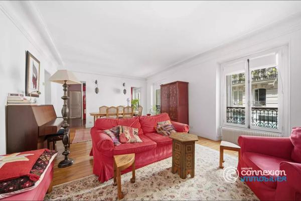 Appartement familial de caractère - lumière, charme de l’ancien et plan idéal