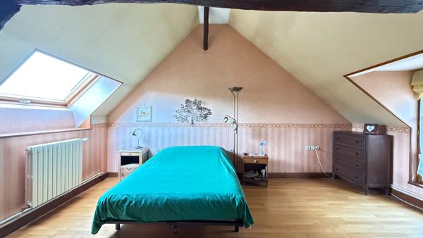 NOAILLES PROCHE, MAISON 6 PIECES,  3 CHAMBRES, BUREAU, DEPENDANCE, ACCES PMR, JARDIN CLOS