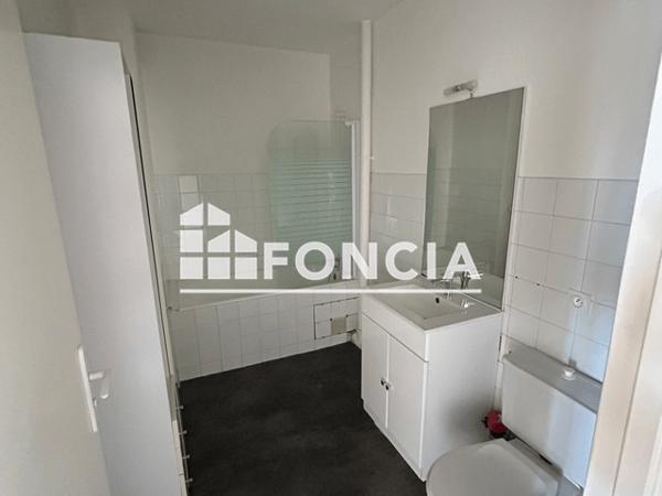 Location Studio 29.73 m² - 27 C RUE DE SAUVIAT Limoges 87000