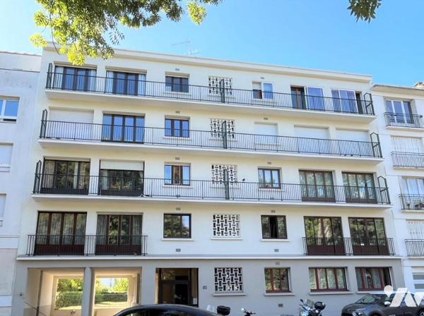 Nantes face au Parc de Procé, beau T3, balcon sud, ascenseur.