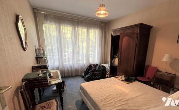 Nantes face au Parc de Procé, beau T3, balcon sud, ascenseur.