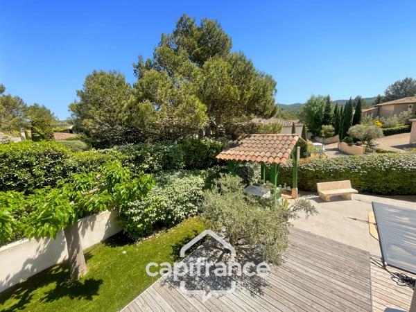 Bienvenue dans votre nouvelle villa familiale et élégante  au Domaine et golf de Pont royal, 4 chambres, 110 m2 , jardin 556 m2