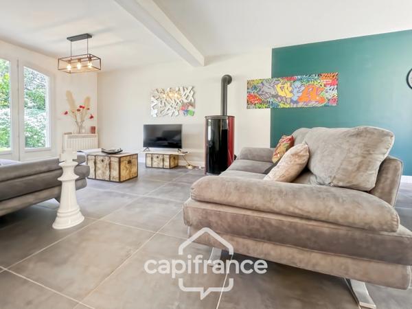 Bienvenue dans votre nouvelle villa familiale et élégante  au Domaine et golf de Pont royal, 4 chambres, 110 m2 , jardin 556 m2