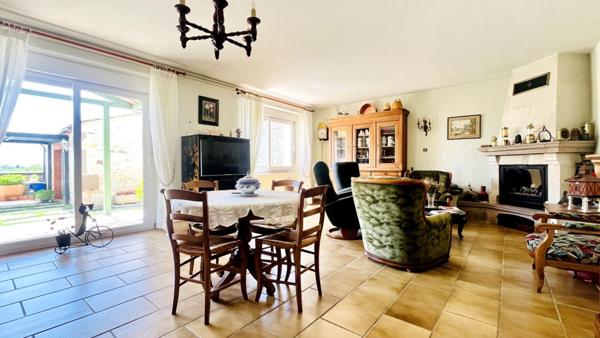 Maison en pierre de caractère, 6 pièce(s) 158 m2