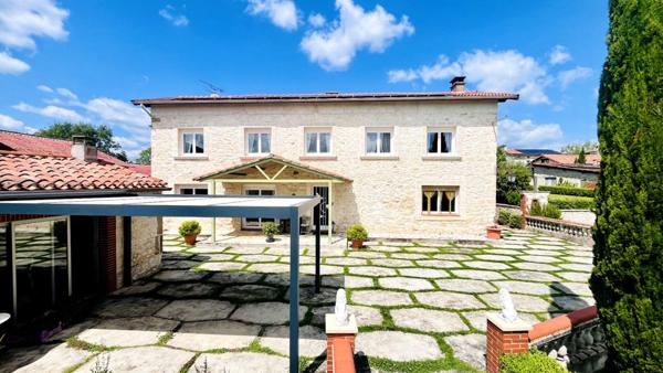 Maison en pierre de caractère, 6 pièce(s) 158 m2