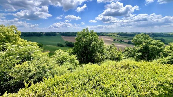Maison en pierre de caractère, 6 pièce(s) 158 m2