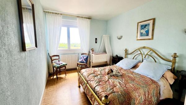 Maison en pierre de caractère, 6 pièce(s) 158 m2