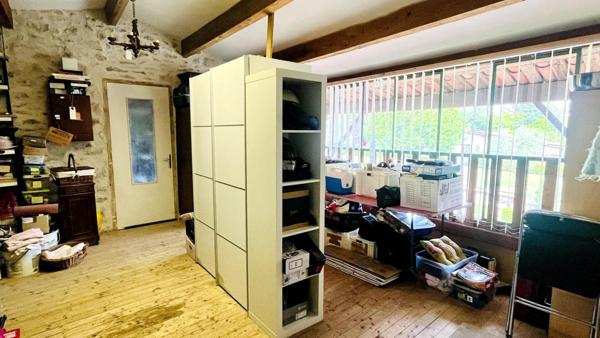 Maison en pierre de caractère, 6 pièce(s) 158 m2