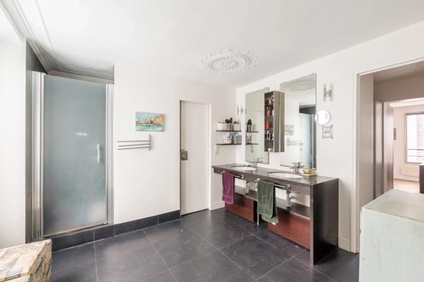 Appartement Paris 17e - BATIGNOLLES