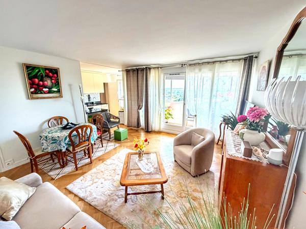 Appartement 3 pièces 63,7m2 - Dernier étage avec vue panoramique sur Royan et aperçu mer
