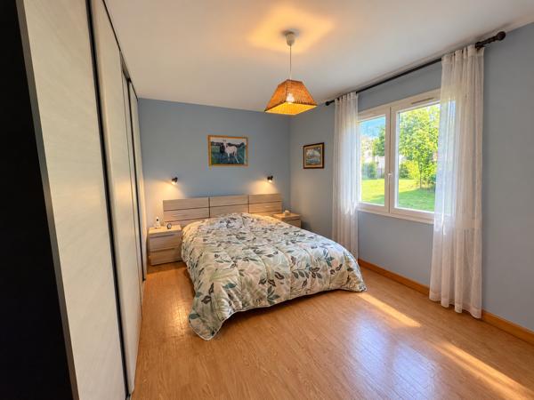 Pluvigner – La Maison de Plain-Pied & Son Terrain Équestre de 1,8 Ha Avec Hangar de 200m²