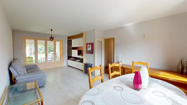 Maison de plain-pied rénovée à vendre à Saint-Jean-de-Braye , 3 chambres, jardin, garage
