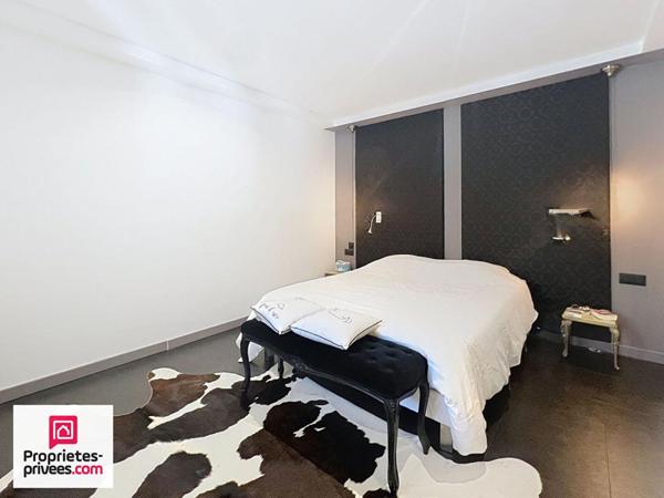 Villa 140 m² sur 2566 m² avec piscine et garage