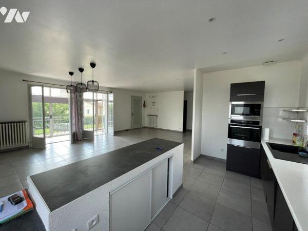 MIELAN (32) Villa R+1 sur 1502m² proche tous commerces/commodités.