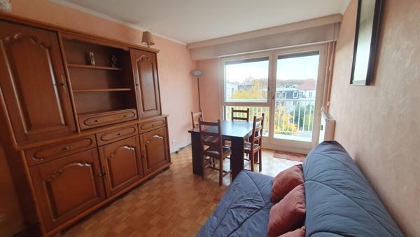 À vendre : Appartement 2 pièces à Saint-Maur-des-Fossés - Opportunité à ne pas manquer !