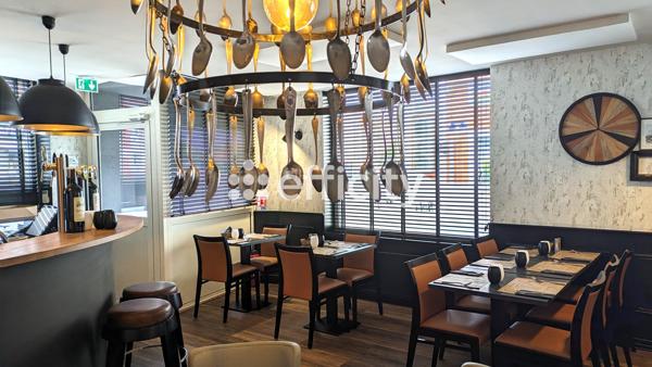 Immeuble 8 pièces - 163 m²