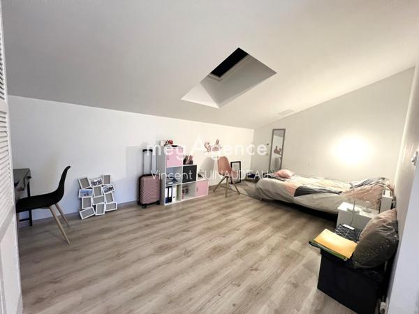 Maison à LE MAY-SUR-EVRE, 49122 - 10 pièces 187m²