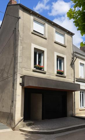 Immeuble avec local commercial et appartement – Centre-ville de Contres