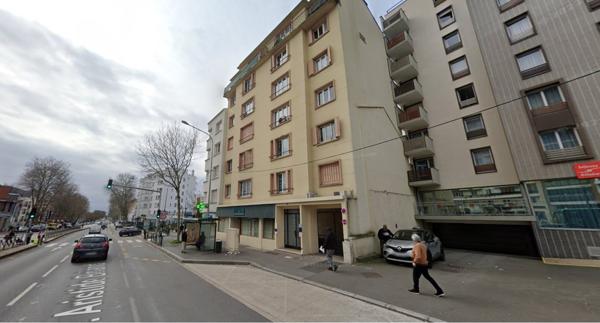 Location parking / box Bagneux - 100 € / mois