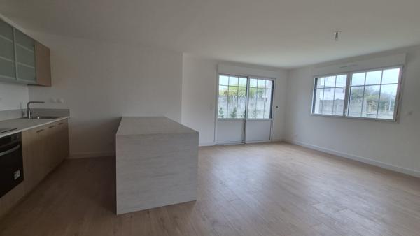 MAISON NEUVE T6 - NON MITOYENNE - JARDIN - 3 PARKINGS