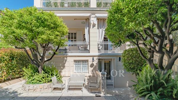 BEAULIEU CENTRE VILLE - APPARTEMENT BOURGEOIS - 6 PIECES- TERRASSE - JARDIN