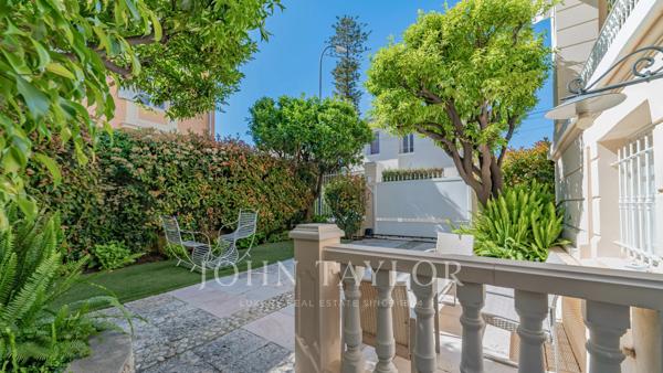 BEAULIEU CENTRE VILLE - APPARTEMENT BOURGEOIS - 6 PIECES- TERRASSE - JARDIN