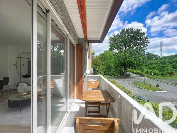 Location appartement 3 pièces 61,77 m² Viroflay