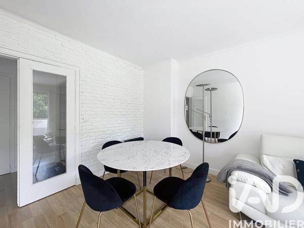 Location appartement 3 pièces 61,77 m² Viroflay
