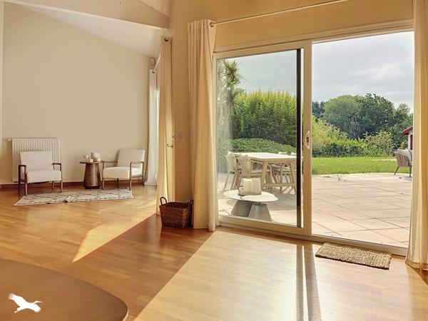 Maison 1 325 000 € Arbonne 4 p 230 m² DPE C