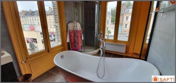 APPART 163m2 4 CHAMBRES ASCENSEUR PARKING CAVES