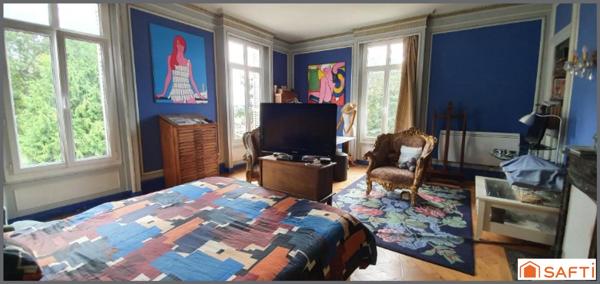 APPART 163m2 4 CHAMBRES ASCENSEUR PARKING CAVES