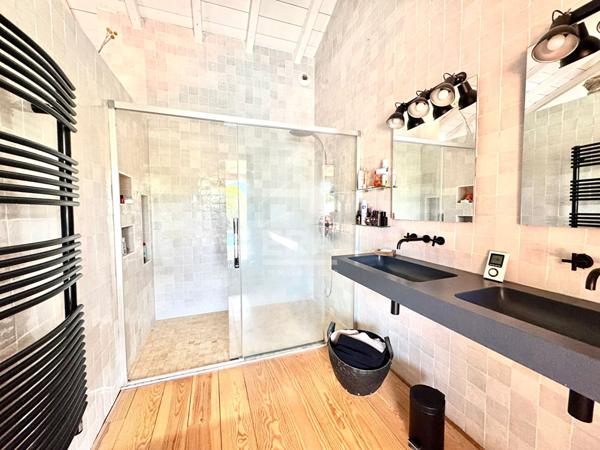 Maison Gujan Mestras 220 m2