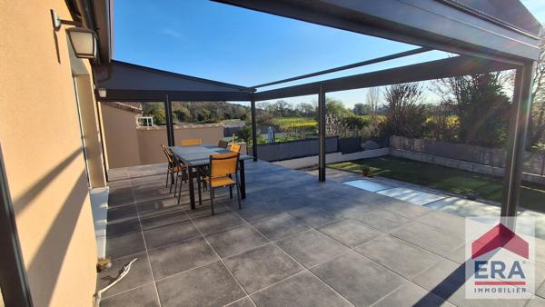 Maison de plain pied 98m² 3 chambres & piscine