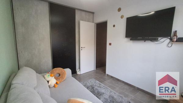 Maison de plain pied 98m² 3 chambres & piscine